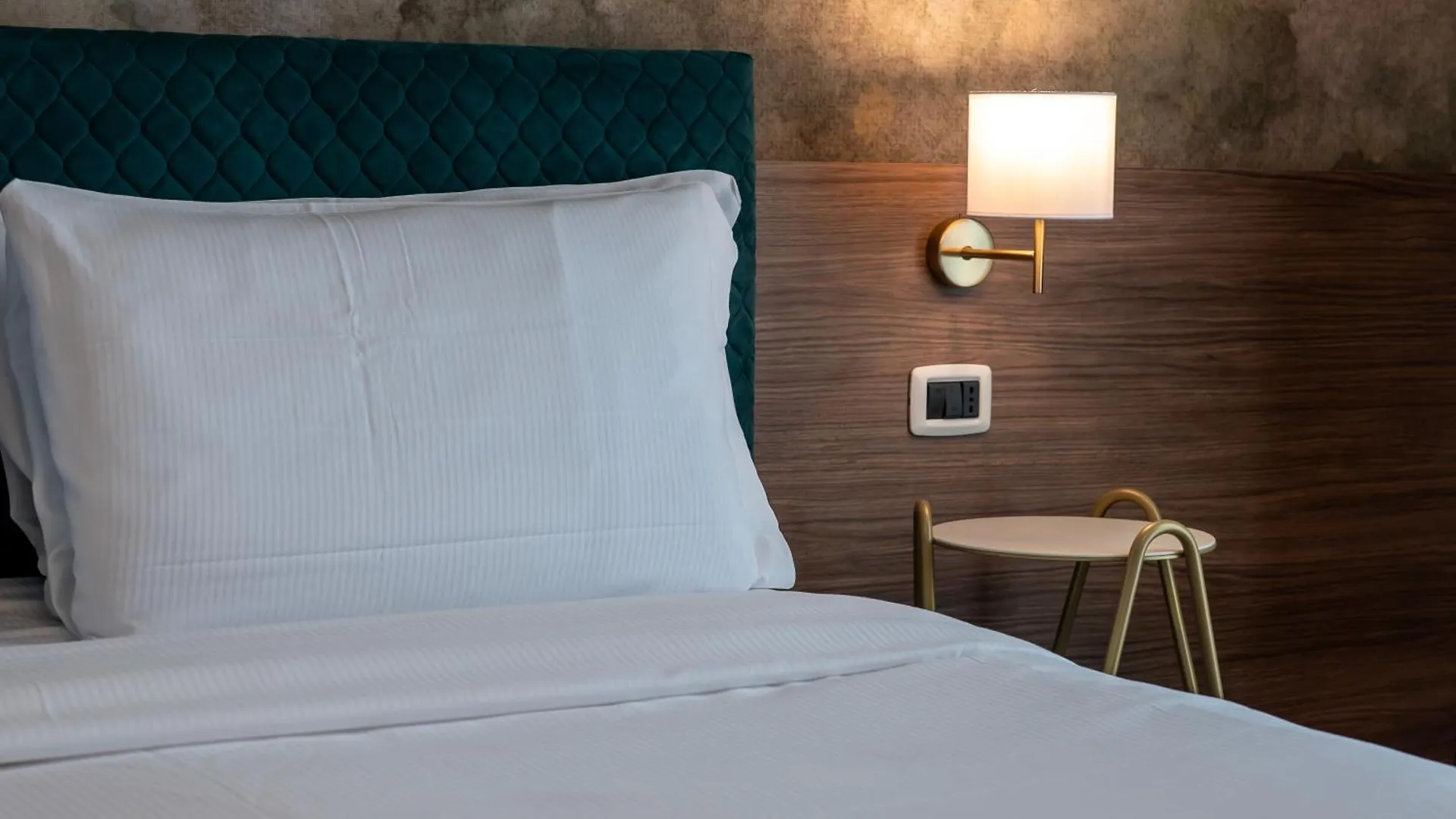 Gardone Palace Hotel Gardone Riviera 4*,  Italy