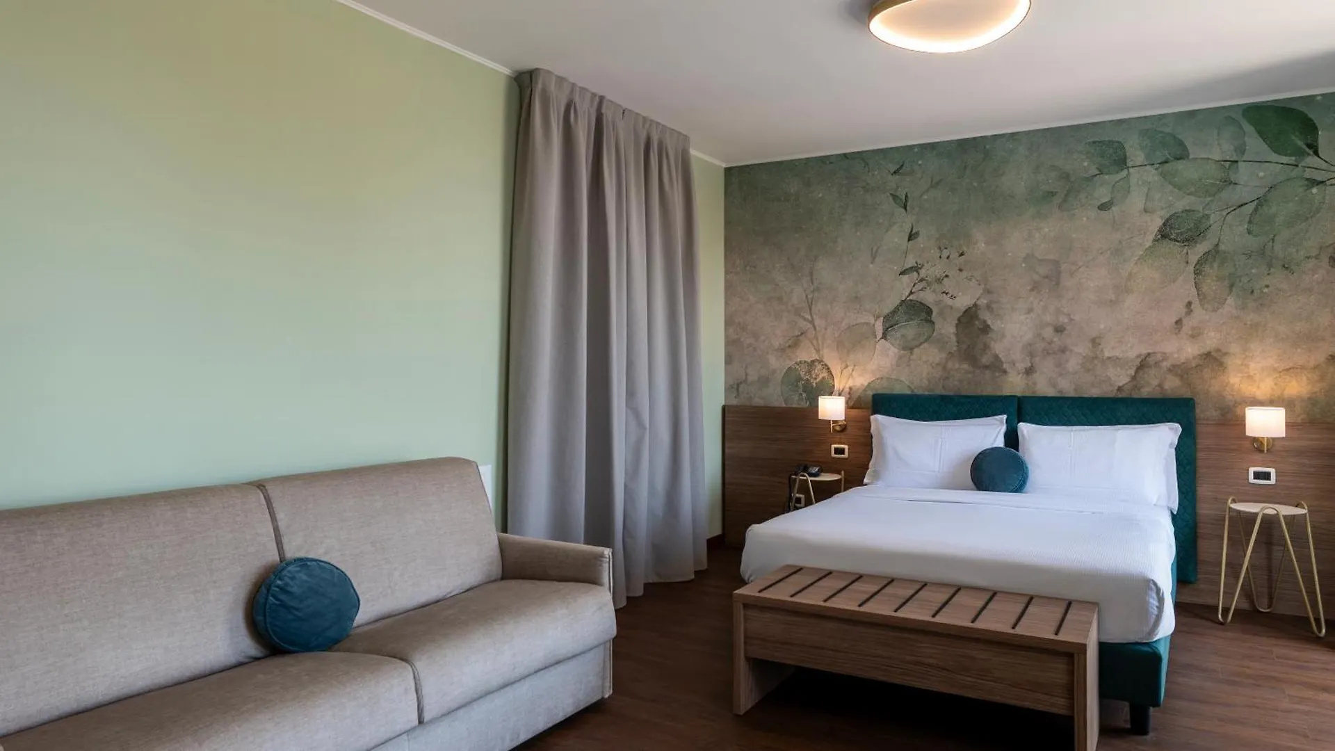 Gardone Palace Hotel Gardone Riviera 4*,