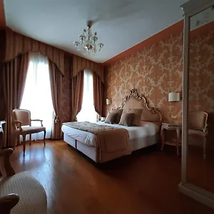 https://murano-palace.hotelslidodijesolo.com